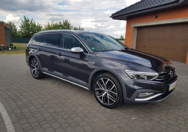 Volkswagen Passat cena 116500 przebieg: 69000, rok produkcji 2020 z Jarocin małe 46